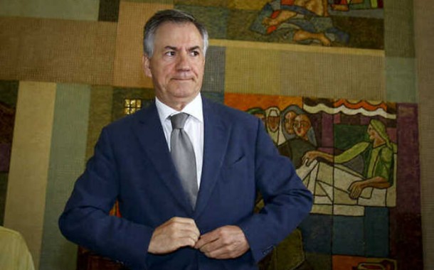 Face Oculta: Falta de elementos no processo Face Oculta adia prisão de Armando Vara