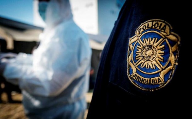 PJ detém no Norte 11 pessoas de rede criminosa que terá lesado o Estado em 2 milhões de euros