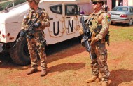 Material escolar de Barcelos e Montalegre chega à RCA apesar dos combates com militares portugueses