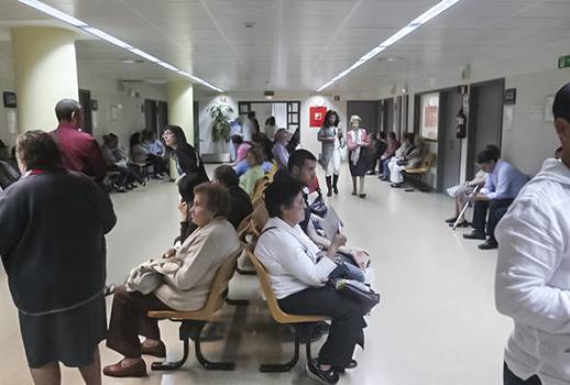 Capacidade hospitalar “pode não ser suficiente” no pico da gripe, admite DGS