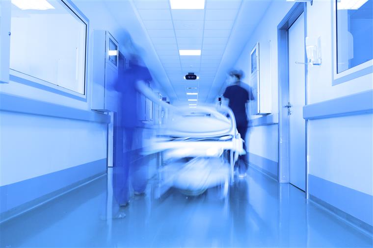 Greve dos enfermeiros no hospital de Braga adia 65 das 172 cirurgias prevista
