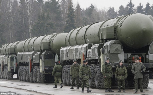 Putin ameaça resposta “imediata” se forem instalados mísseis americanos na Europa