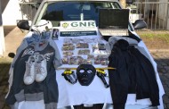 GNR de Barcelos detém dois jovens em flagrante por furto em estabelecimentos