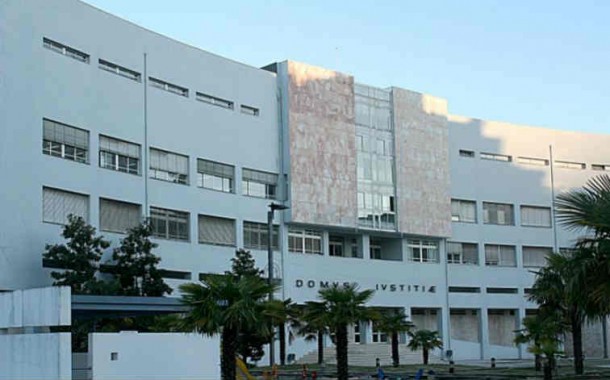 Oficial de justiça julgado em Braga por acesso indevido a processos ouve sentença no dia 27