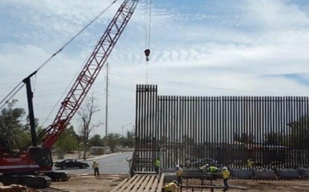 EUA: Trump declara estado de emergência para construir muro na fronteira