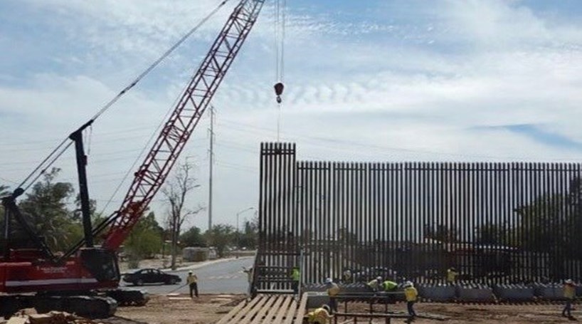 EUA: Trump declara estado de emergência para construir muro na fronteira