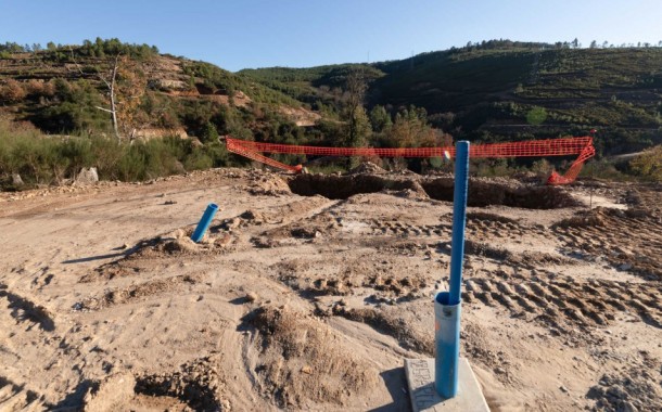 Entre polémica que opõe Governo a ambientalistas, contrato de exploração de lítio em Montalegre foi assinado