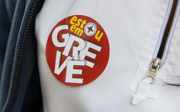 Enfermeiros em greve de 2 a 30 de Abril