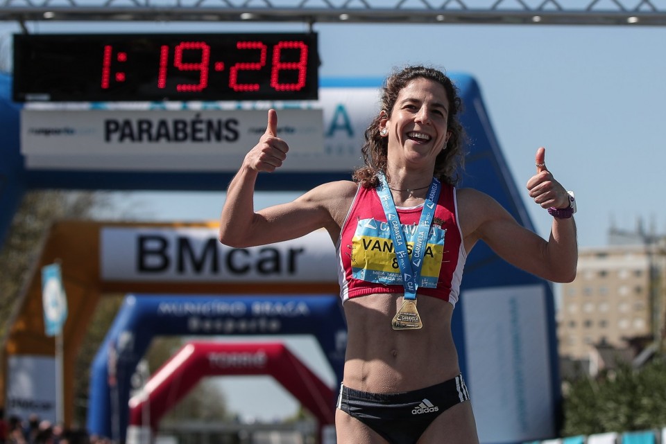 Intenso calor não impediu Vanessa Braga do Sp. Braga vencer a meia maratona ‘em casa’