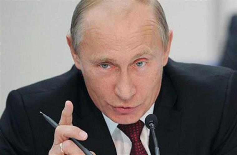 Rússia limita críticas online ao Estado