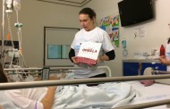 Voluntários contam histórias às crianças internadas no Hospital de Braga
