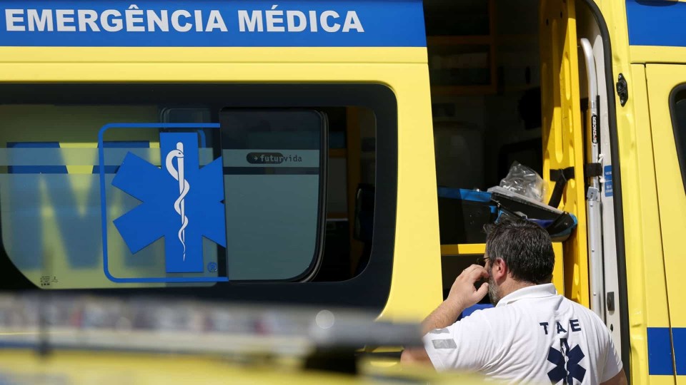 Rapaz de 12 anos morre em despiste de tractor em Barcelos