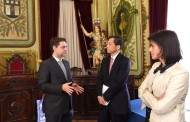 Embaixador do Japão em Braga para encontro com Ricardo Rio e palestra na Universidade do Minho