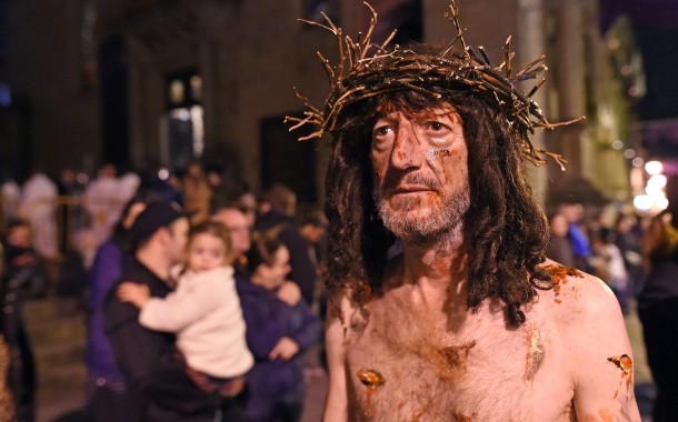 Procissão ‘Ecce Homo’ leva ao centro histórico de Braga milhares de pessoas