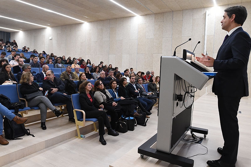 Braga “exige a qualificação dos recursos humanos”, afirma Ricardo Rio na formalização da Rede de Centros Qualifica