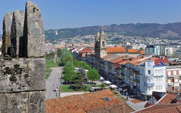Porto e Norte é a região com maior crescimento de dormidas