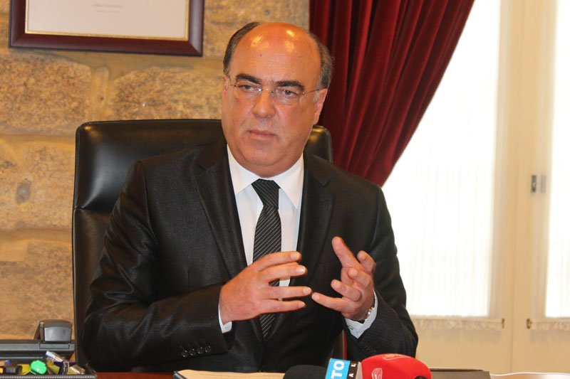 Presidente da Câmara de Barcelos detido por suspeitas de corrupção