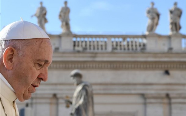 Papa torna obrigatória denúncia de abusos sexuais dentro da Igreja