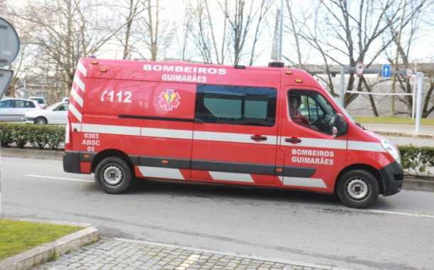 Aluno de 14 anos agride professora e funcionária em Guimarães