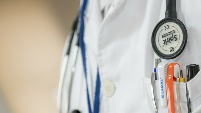 Hospitais demoram oito meses a pagar dívidas