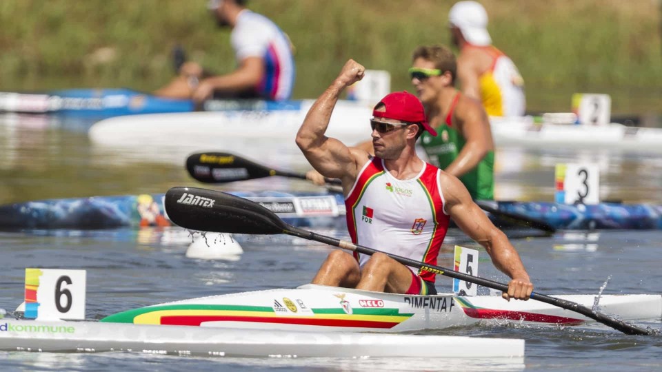Fernando Pimenta faz dobradinha e conquista ouro em K1 500m na Polónia