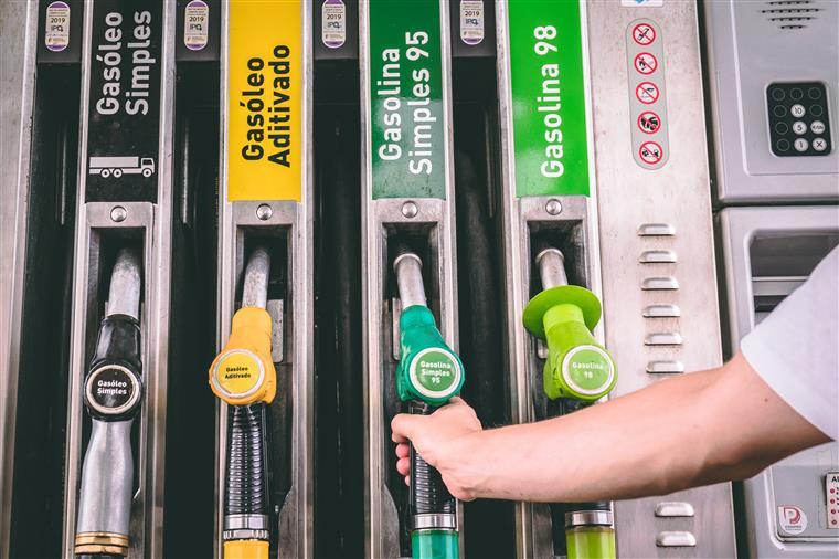 Gasolina baixa até aos 8 cêntimos e gasóleo com redução até cinco cêntimos