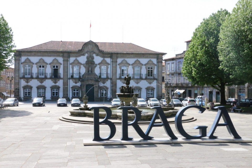 ‘Rota Final’: Câmara de Braga reage afirmando que PJ apenas quis informações sobre recrutamento de ex-funcionária
