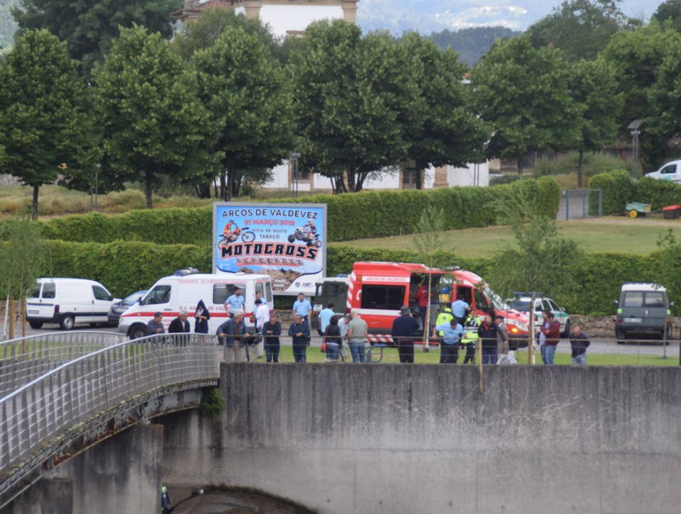 Trabalhador da Câmara de Arcos de Valdevez morre afogado durante serviço de limpeza