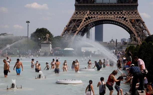 Onda de calor chega em força à Europa; as máximas em Portugal podem chegar aos 40 graus este fim-de-semana