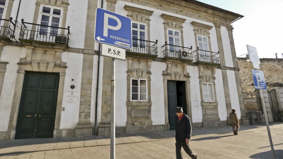Bloco de Esquerda questiona Governo sobre “falta de condições” em esquadra da PSP de Braga