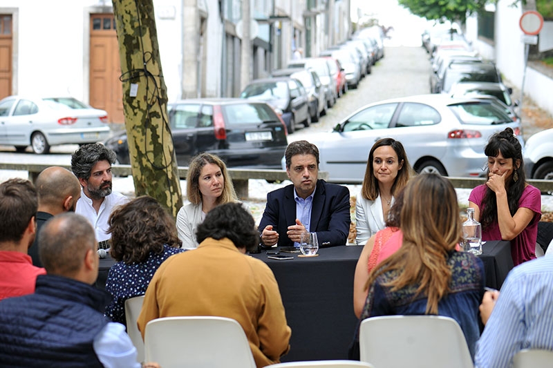 Capitão Fausto, Luís Represas e Diabo na Cruz animam 500 mil participantes da Noite Branca de Braga
