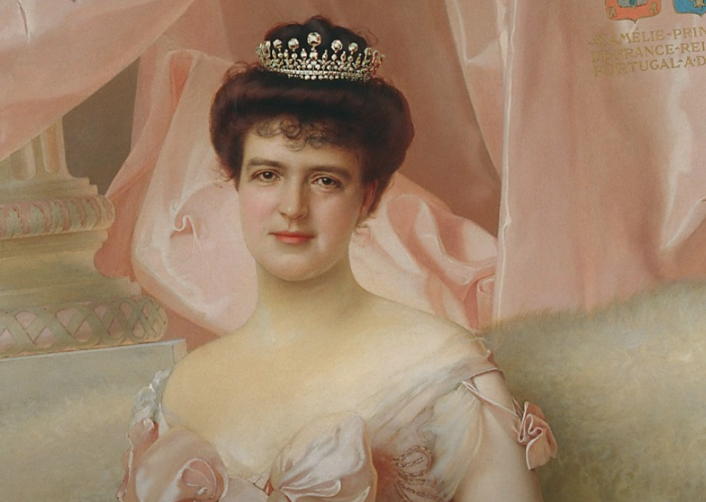 Historiadora da Universidade do Minho conta vida da última rainha de Portugal em livro