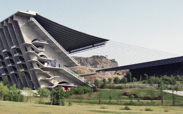 Câmara de Braga volta a ser condenada a pagar vários milhões pela obra do estádio