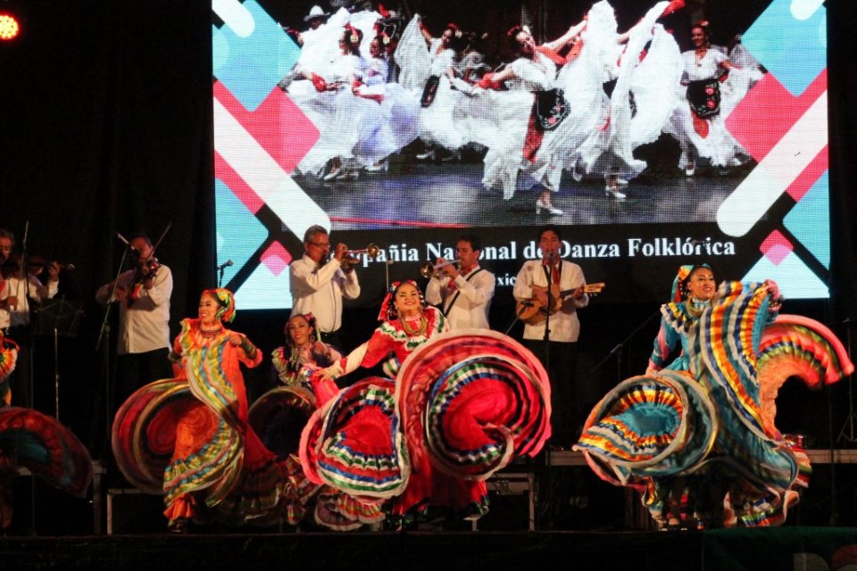‘Povos e culturas de todo o mundo’ subiram esta quarta-feira ao palco em Vila Verde