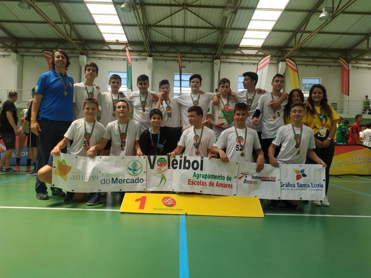 Alunos do Agrupamento de Escolas de Amares sagraram-se campeões nacionais de vólei