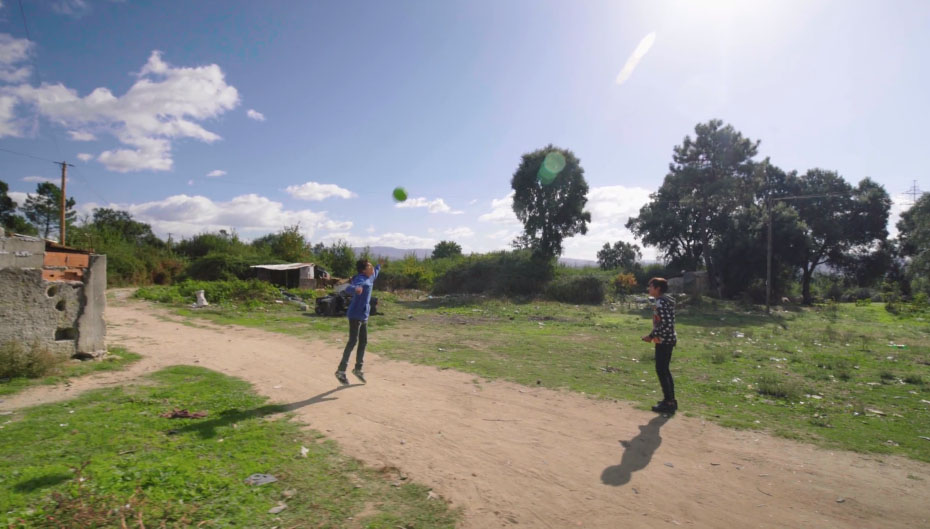 Comunidade cigana de Vila Verde em vídeos contra o racismo (c/vídeos)