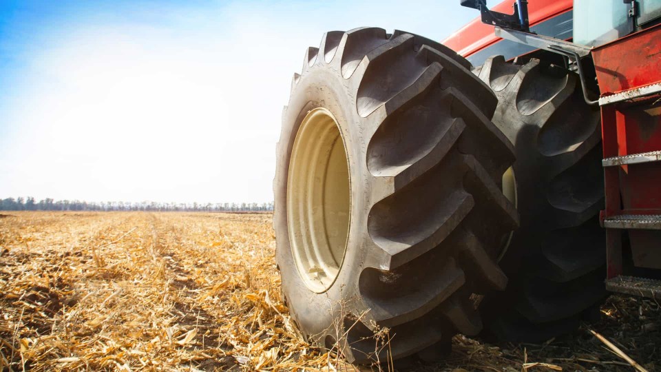 Homem morre esmagado em acidente com tractor na Póvoa de Lanhoso