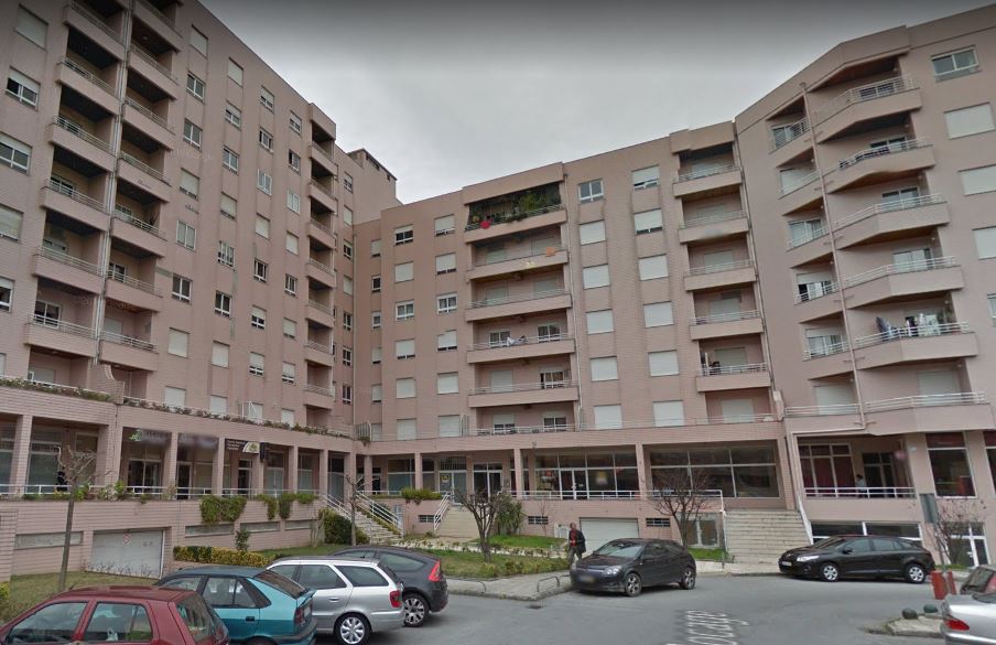 Prestação da casa paga ao banco desce em Julho