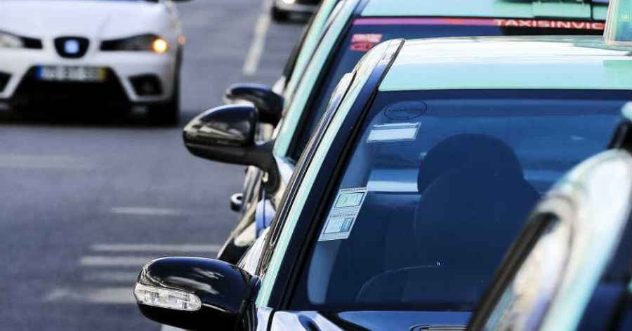 Taxistas querem integrar de serviços mínimos durante greve de motoristas de 12 de Agosto