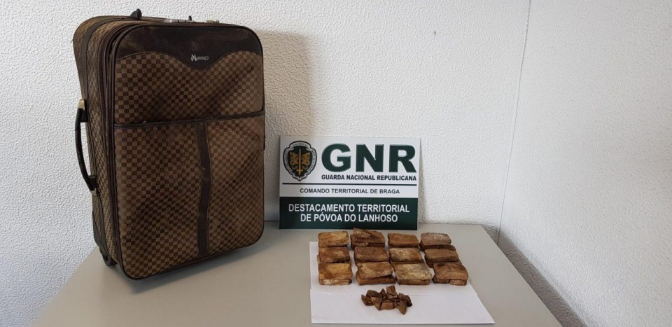 GNR apreende 1,8 quilos de haxixe em Amares