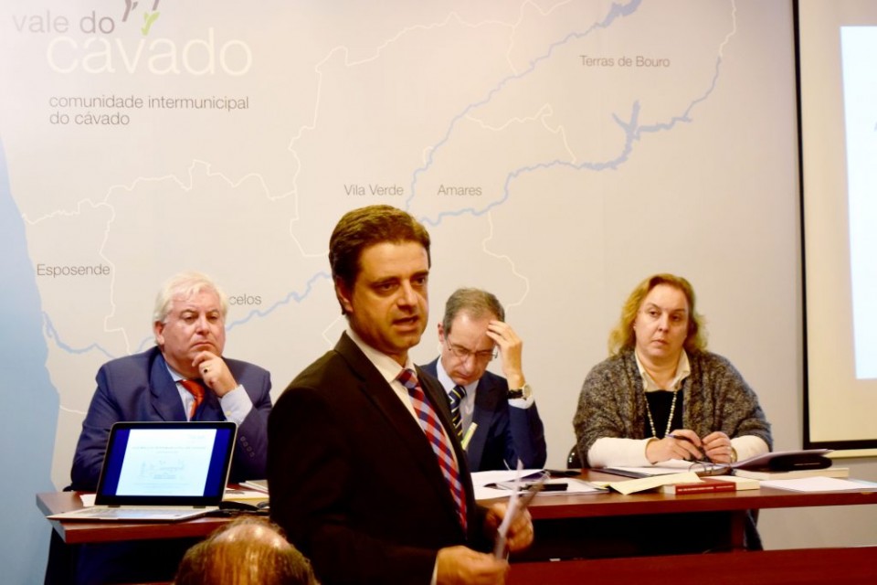 Presidente da Comunidade Intermunicipal do Cávado defende referendo sobre regionalização