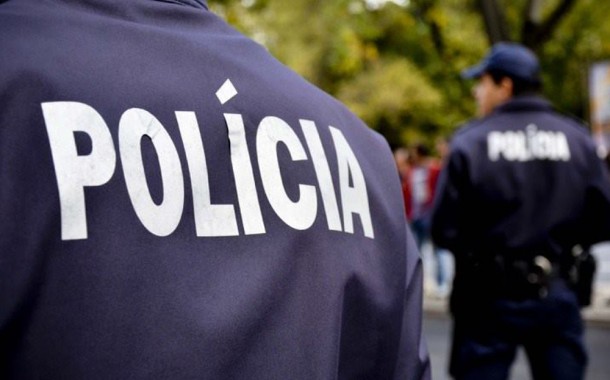 Coragem de proprietário impede furto à residência