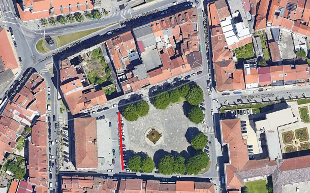 Estacionamento em frente aos Paços do Concelho proibido entre esta sexta e domingo
