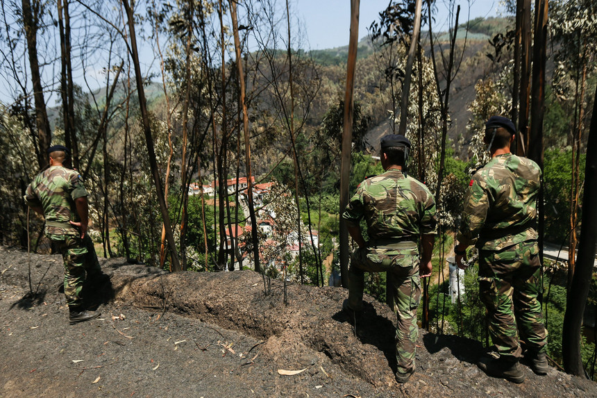 Incêndios: Militares reforçam vigilância no distrito de Braga por tempo indeterminado