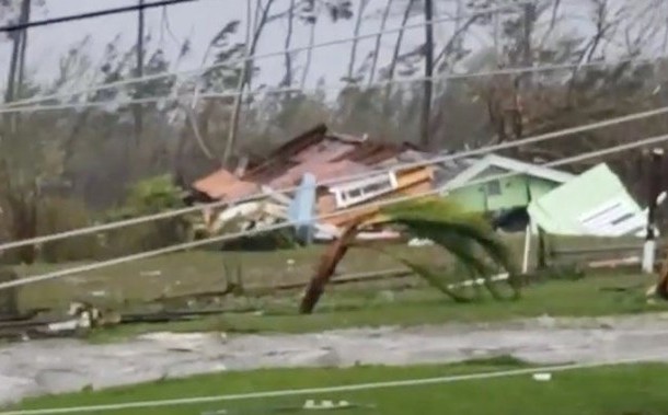 Passagem de furacão Dorian pelas Bahamas pode ter danificado 13 mil casas e provocado a morte de uma criança
