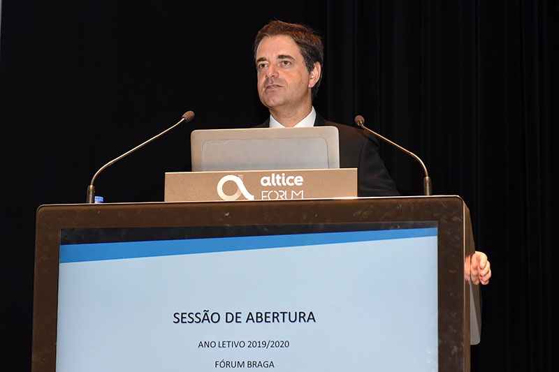 Braga avança com novo concurso para assistentes operacionais nas escolas