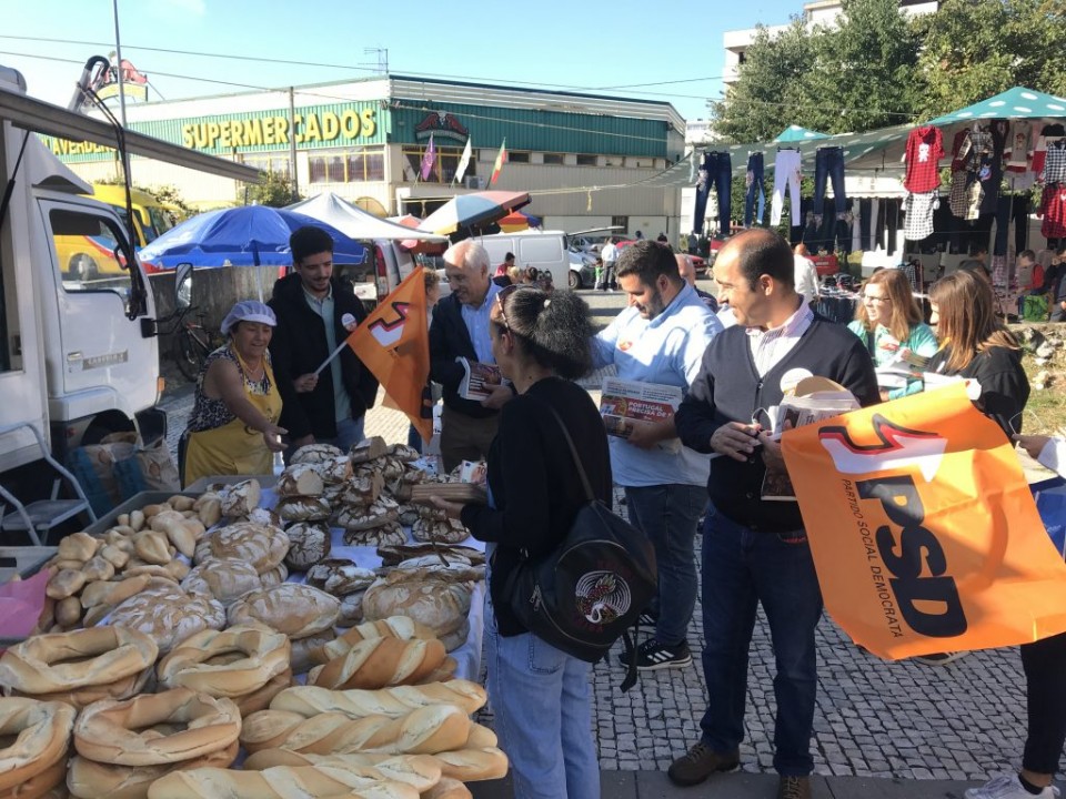 Em visita à feira de Vila Verde, PSD sublinha o “interesse estratégico do mercado municipal”