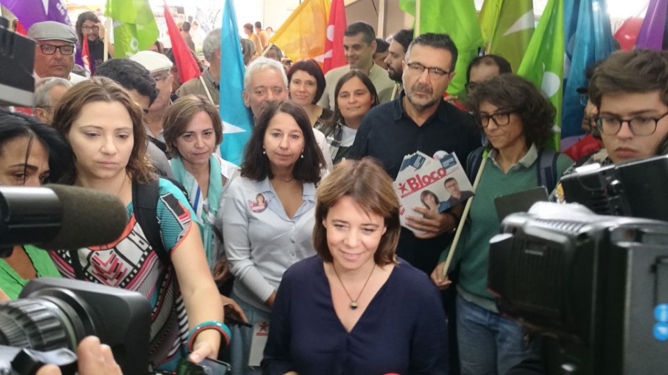 Legislativas: BE defende na feira semanal da Vila de Prado salário mínimo de 650 euros “já em 2020”