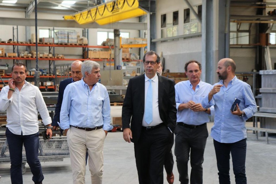 Secretário de Estado da Economia visitou empresa de Amares