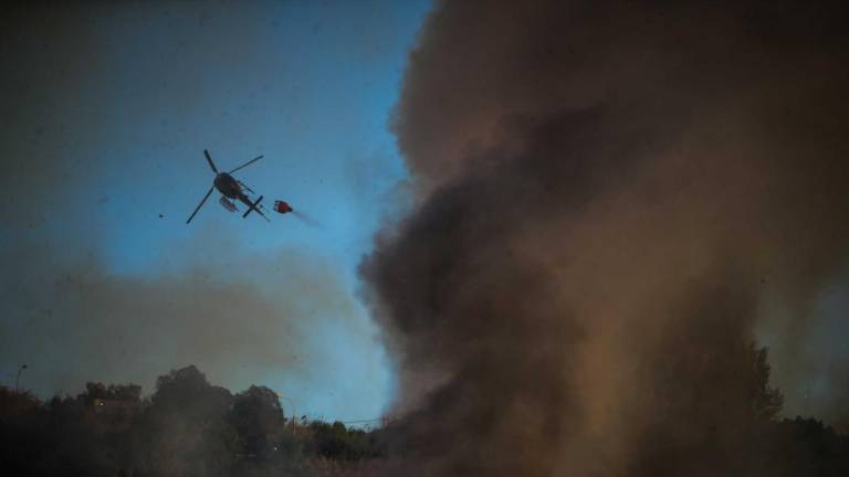 Piloto morre em queda de helicóptero de combate a incêndio em Valongo